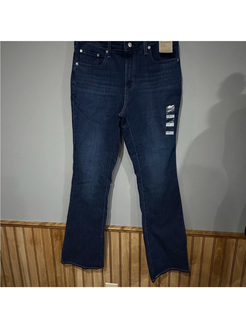NWT Levi’s 725 High Rise Bootcut Jeans Stellar Stretch Dark Wash 31x32